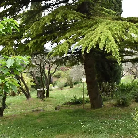 La Petite Maison Des Artistes Holiday home Seguret